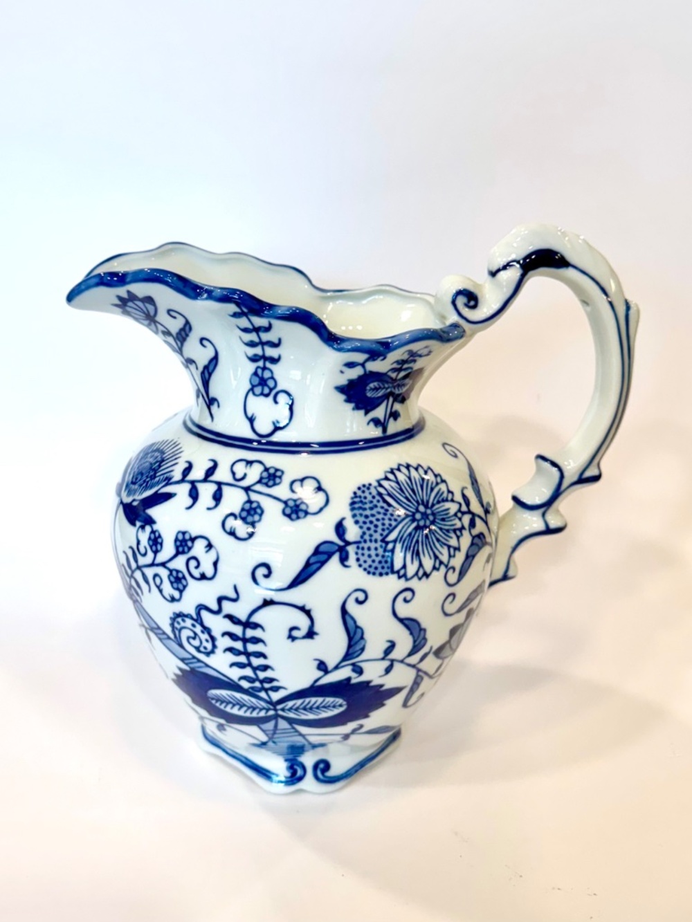 Vintage 1987 Seymour Mann China Blue Fine Porcelain Water Pitcher 9" Blue Onion